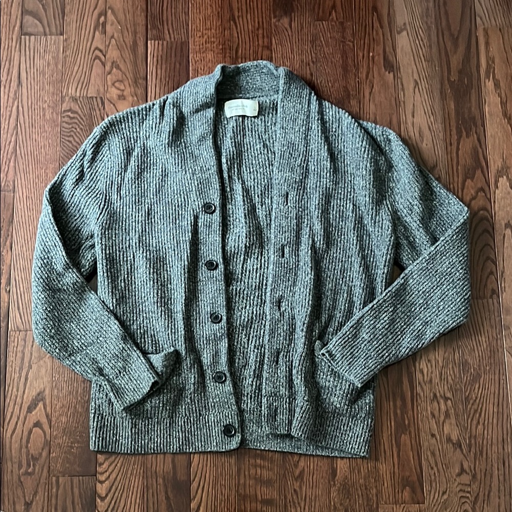 Abercrombie Men’s Button Up Cardigan